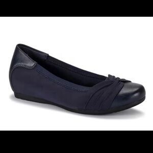 Baretraps Navy Blue Women’s Flats 8.5 M